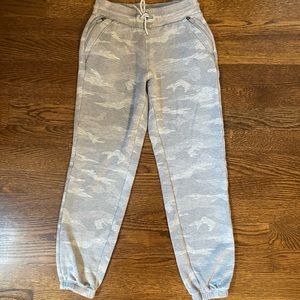 Athleta Girl joggers - size 7